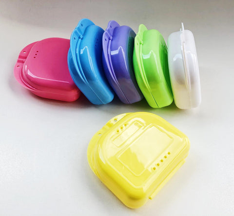 <b>10 PCS x</b> Retainer Boxes Slim Line
